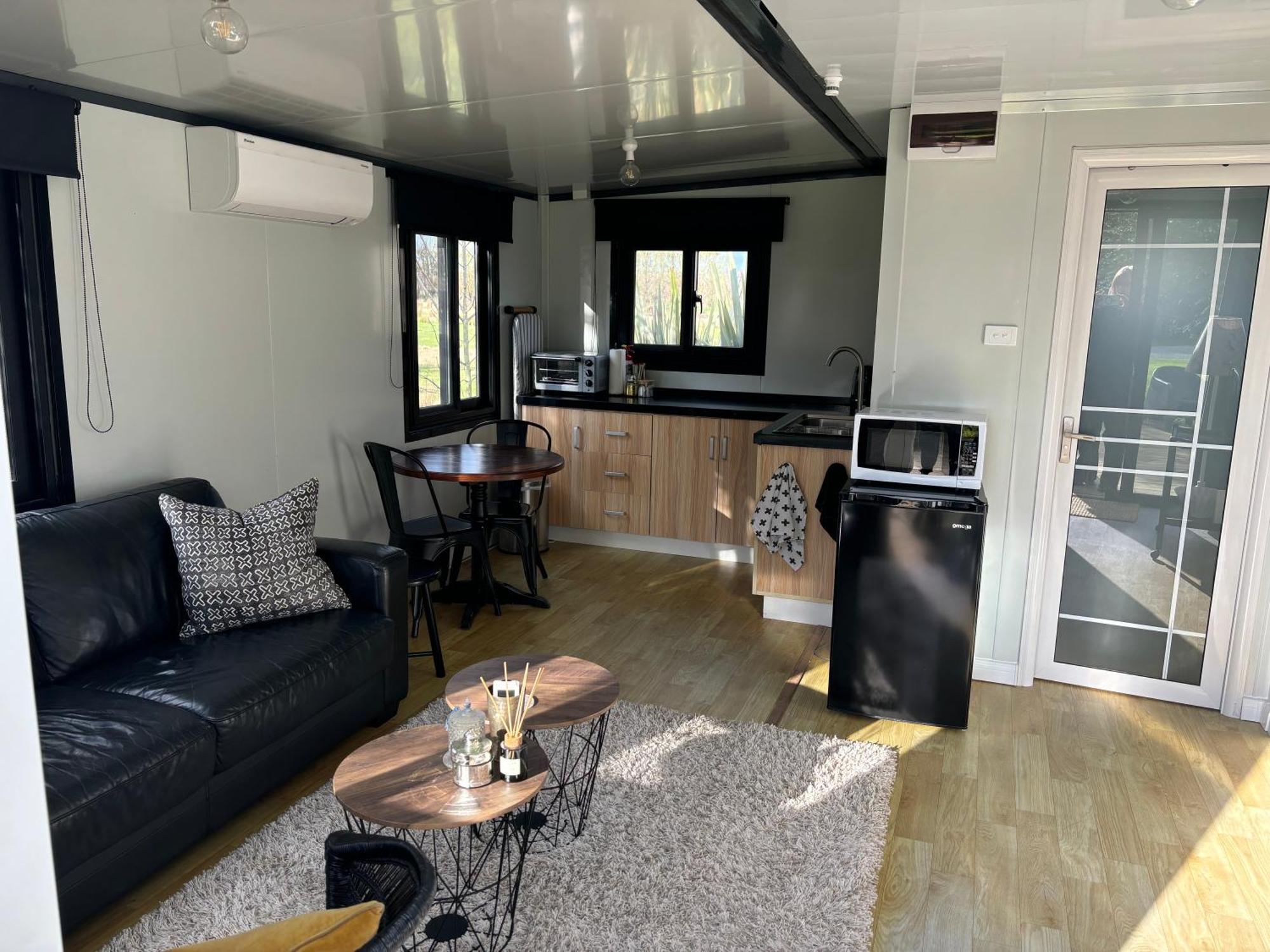 Ferienwohnung Adorable Little Container House Hastings Exterior foto